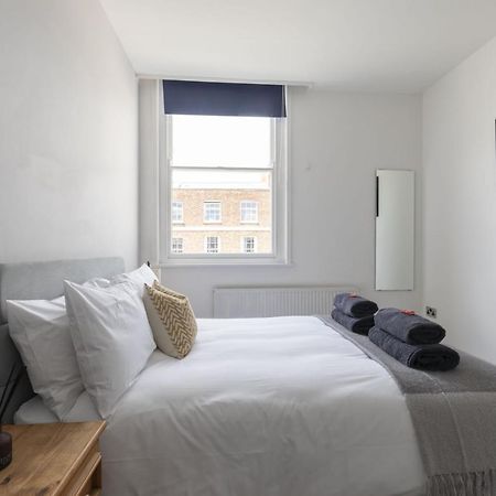 Beautifully Presented Newly Renovated City-Centre Apartment In Cheltenham Exterior foto