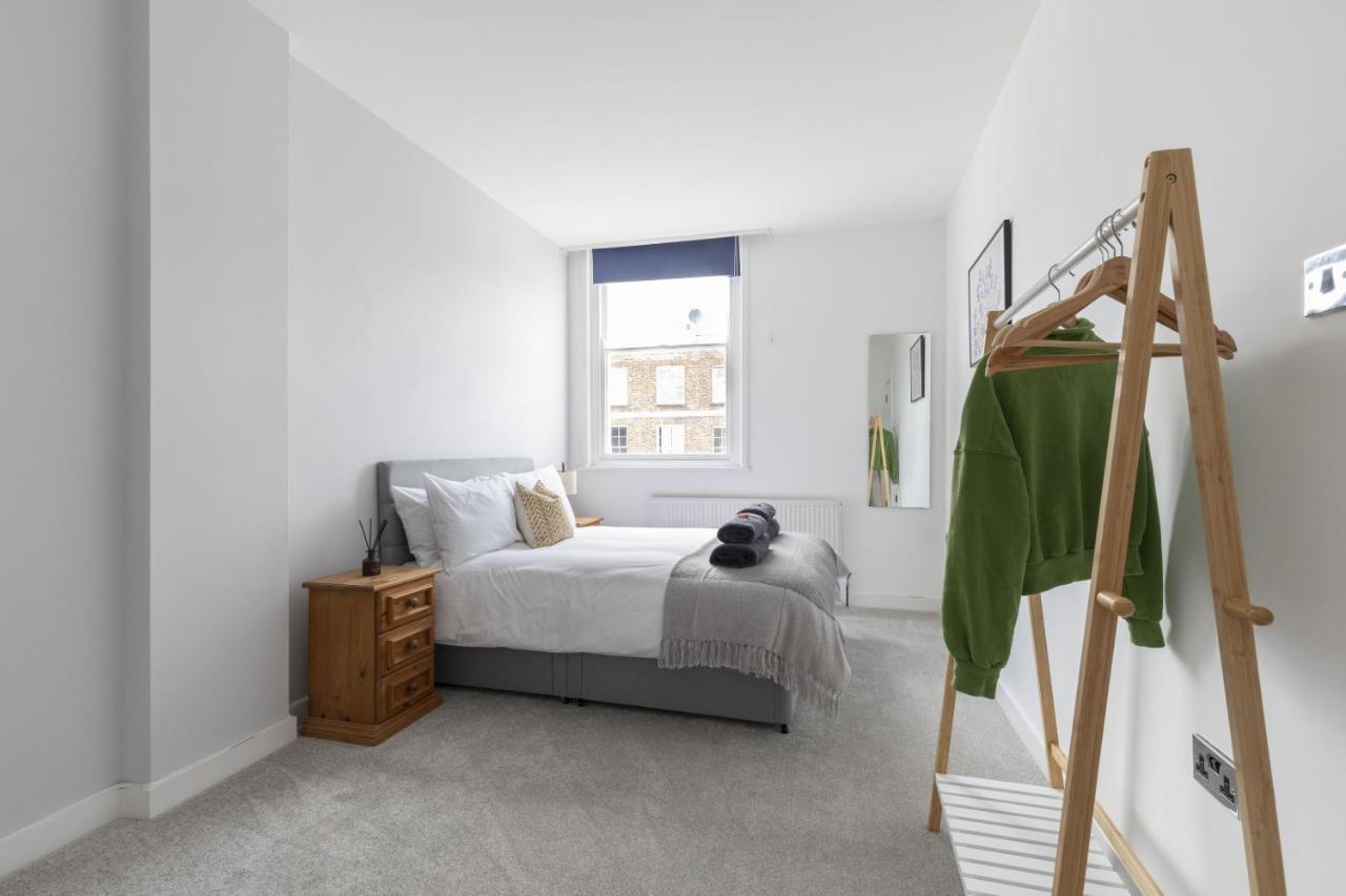 Beautifully Presented Newly Renovated City-Centre Apartment In Cheltenham Exterior foto
